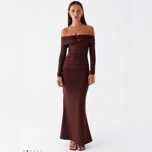 Peppermayo Exclusive Rudy Long Sleeve Maxi Dress -BRN-CHO-12
AU12/US8 Chocolate